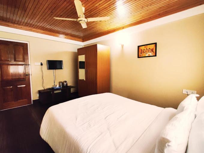 Artistic Greystone Dreams Hotel Kalimpong Exterior photo
